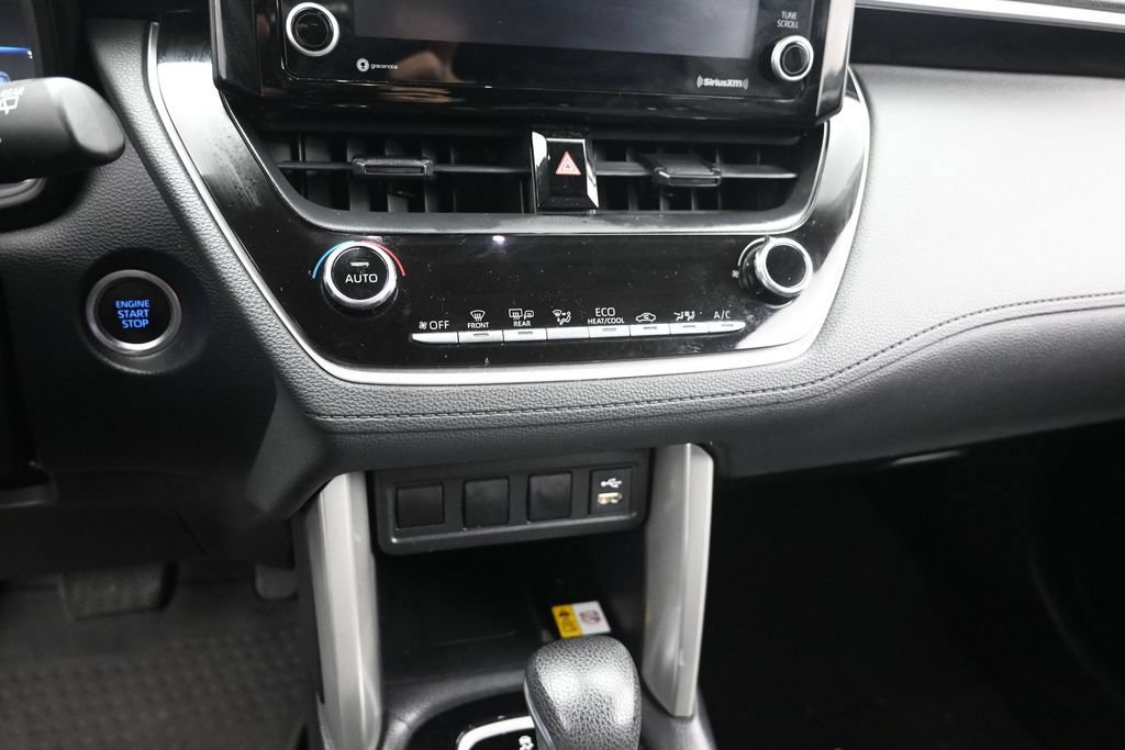 Used 2022 Toyota Corolla Cross LE FWD image 13