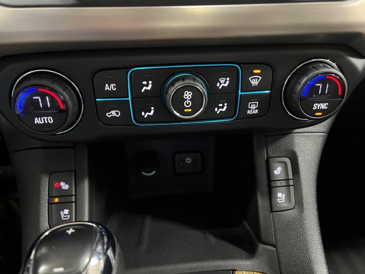 Used 2019 GMC Acadia Denali w/ Technology Package image 32