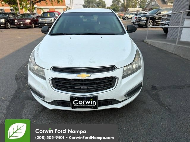 Used 2016 Chevrolet Cruze LS FWD image 2