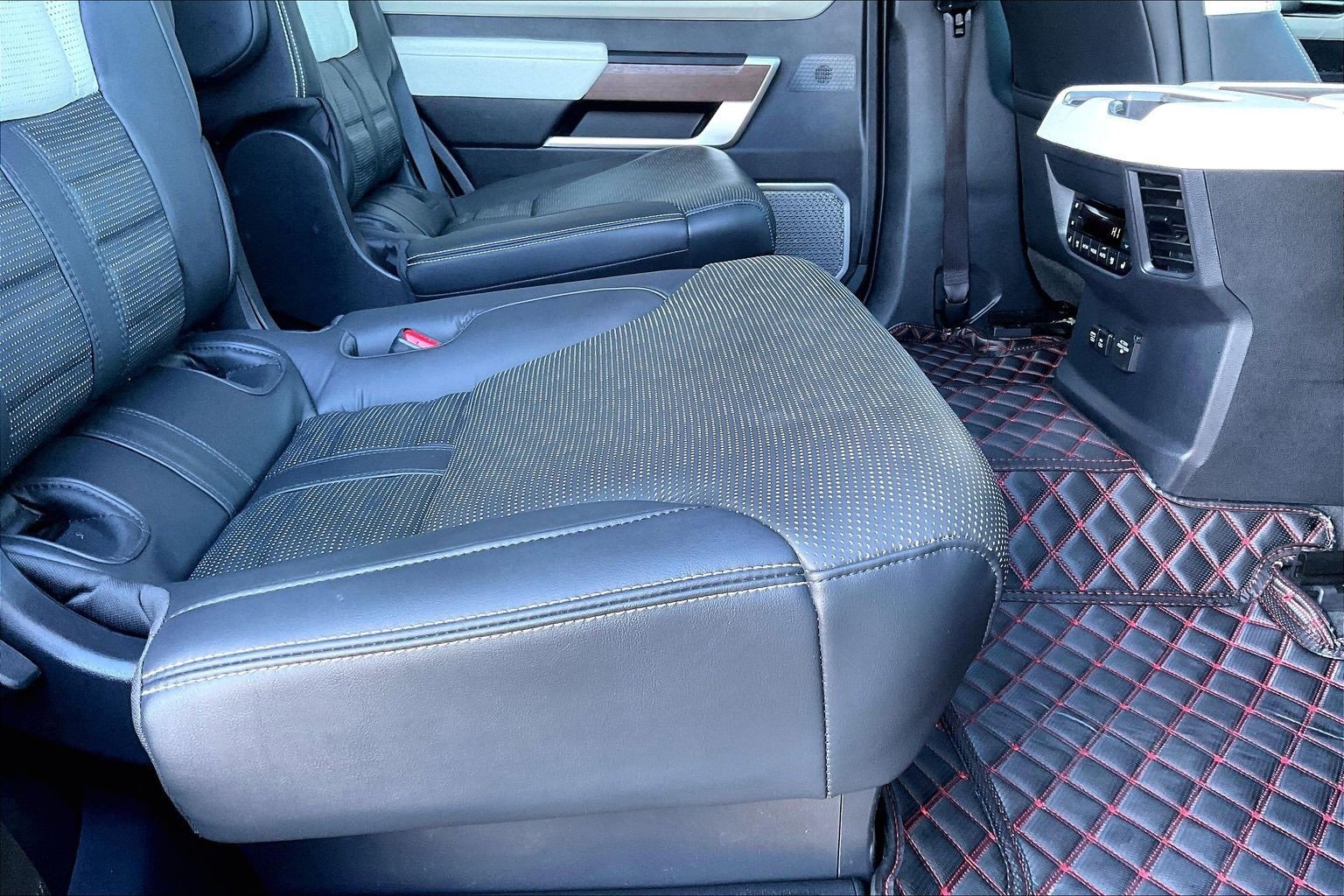 Used 2023 Toyota Sequoia Capstone image 18