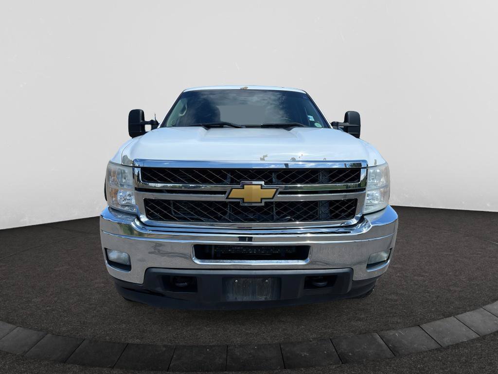 Used 2014 Chevrolet Silverado 3500 LT w/ Interior Plus Package AWD/4WD image 6