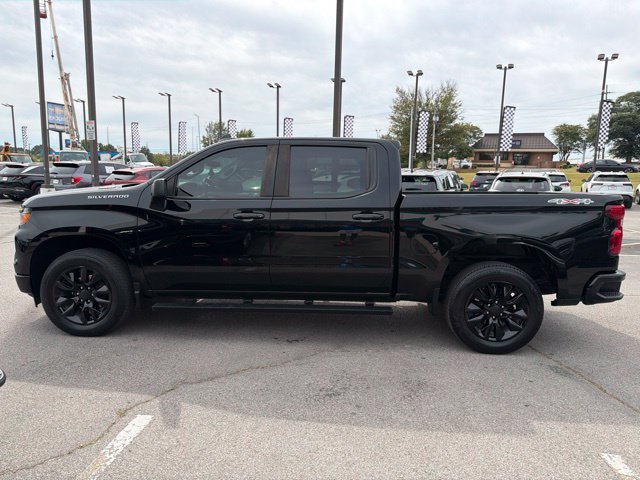 Used 2024 Chevrolet Silverado 1500 Custom AWD/4WD image 22