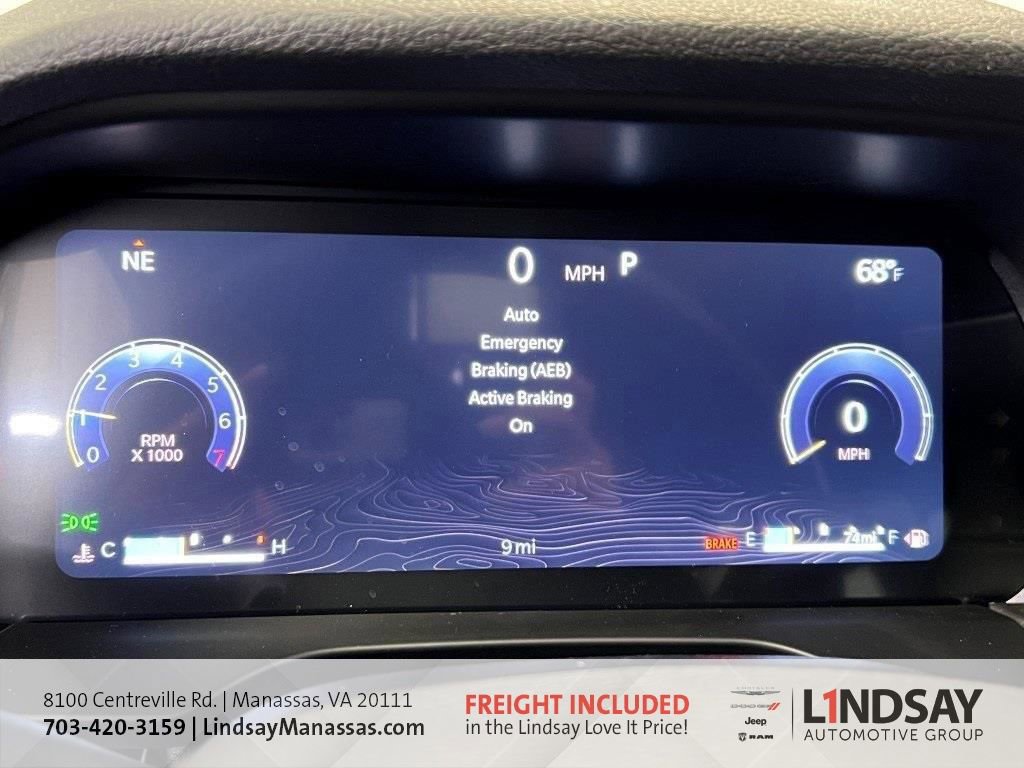 New 2025 Jeep Grand Cherokee Laredo w/ Luxury Tech Group I image 28