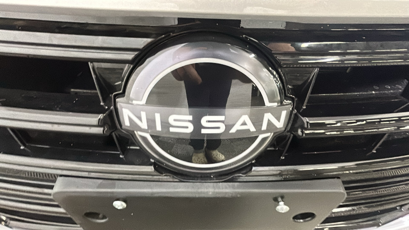 Used 2025 Nissan Versa S w/ Trunk Package FWD image 10