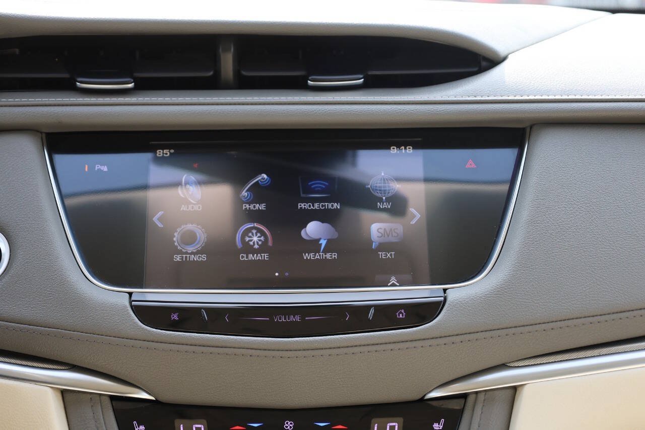 Used 2017 Cadillac XT5 Luxury w/ Driver Awareness Package AWD/4WD image 20
