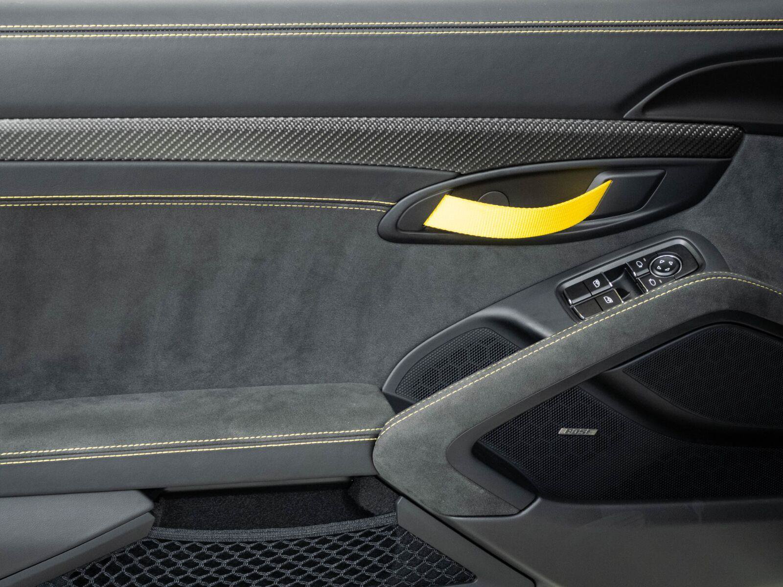 Certified 2025 Porsche 718 Cayman GT4 RS RWD image 6