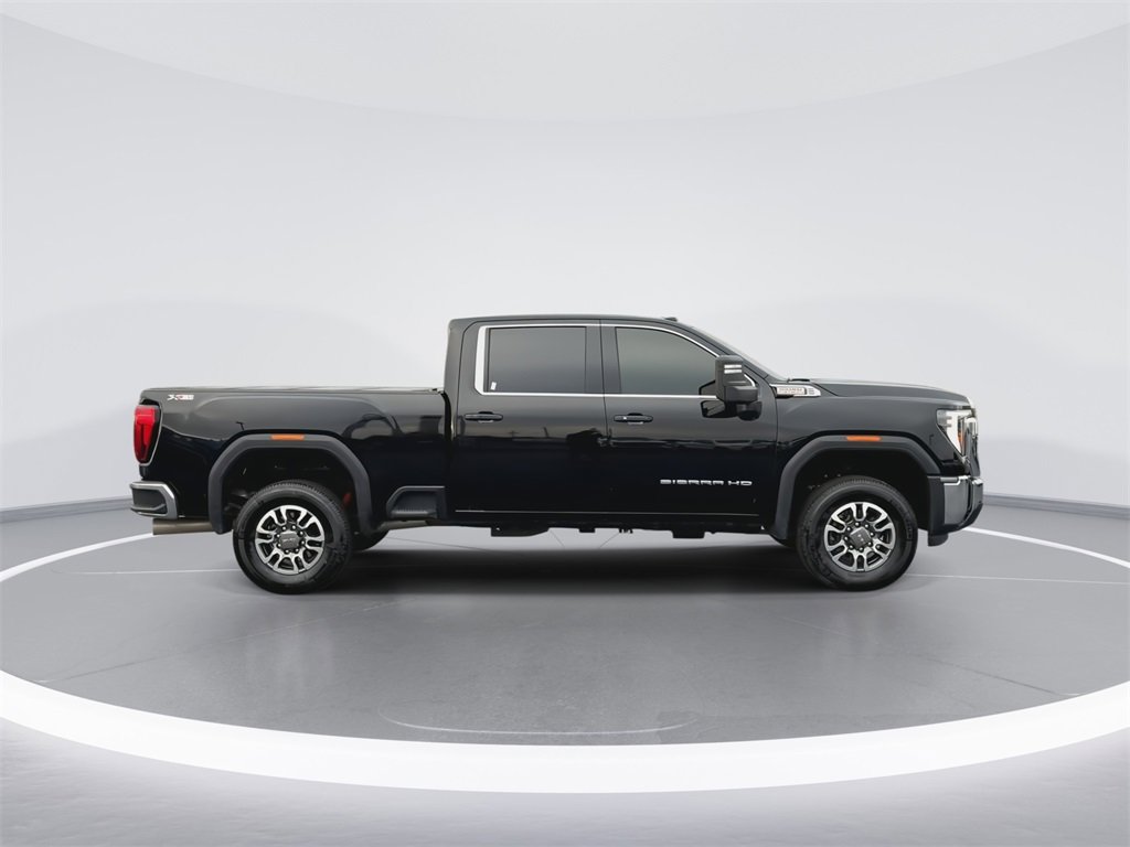 Used 2025 GMC Sierra 2500 SLE w/ SLE Value Package; image 9