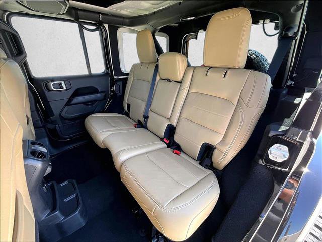 Used 2019 Jeep Wrangler Unlimited Sahara w/ Quick Order Package 24M Moab AWD/4WD image 28