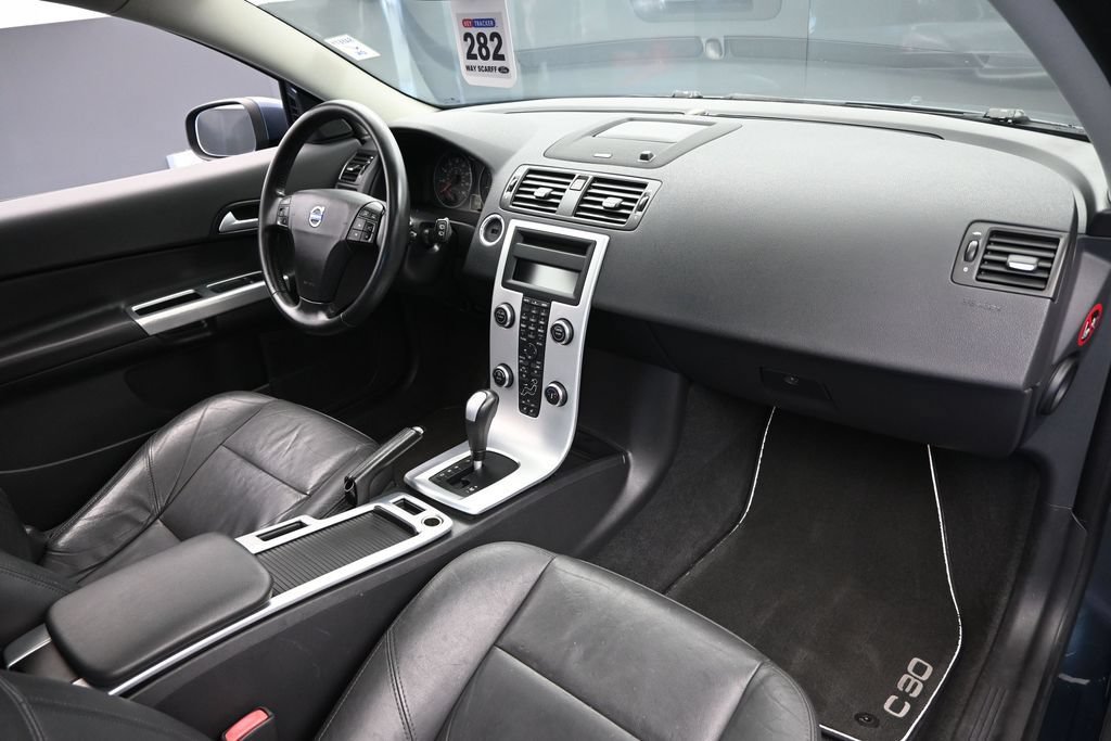 Used 2011 Volvo C30 T5 w/ Multimedia Pkg FWD image 16