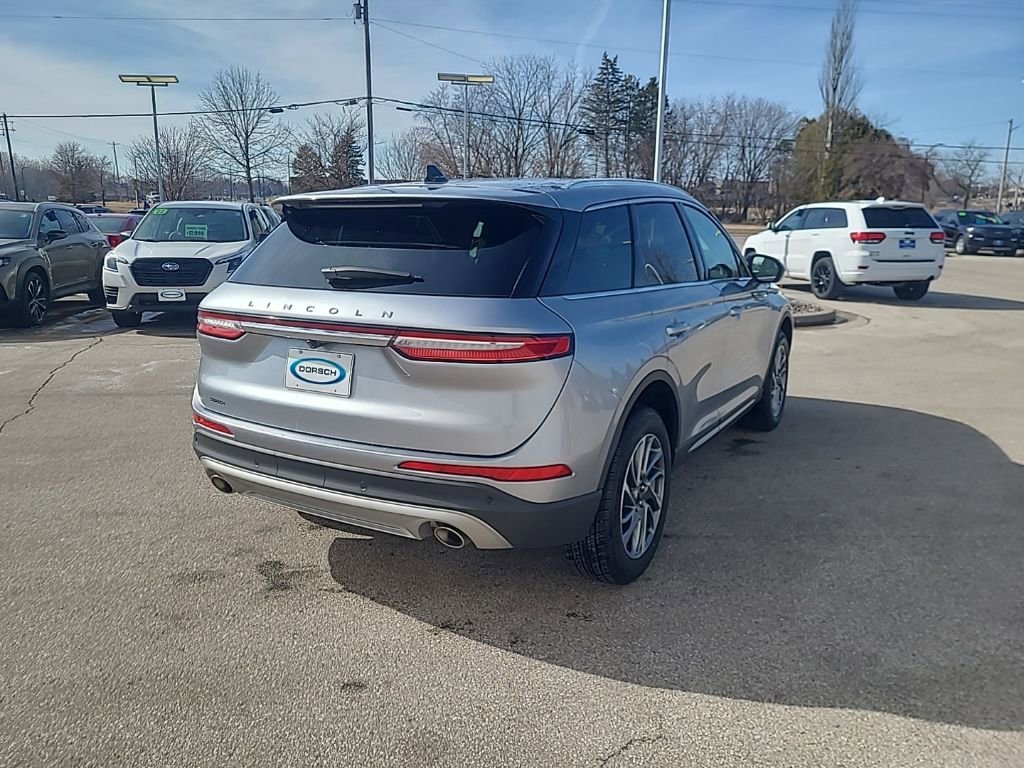 Used 2022 Lincoln Corsair AWD w/ Equipment Group 101A image 6