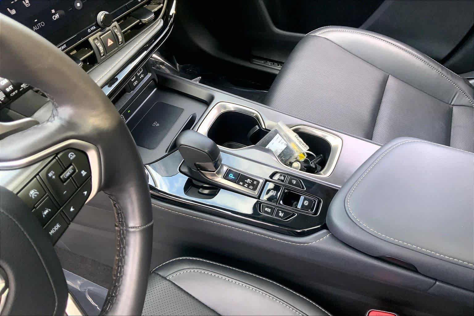Used 2024 Lexus NX 350 AWD image 17