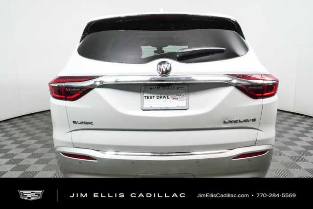 Used 2018 Buick Enclave Premium w/ Experience Buick Package FWD image 25