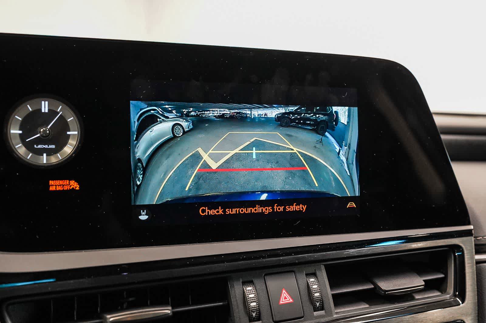Used 2024 Lexus ES 300h w/ Premium Package FWD image 26