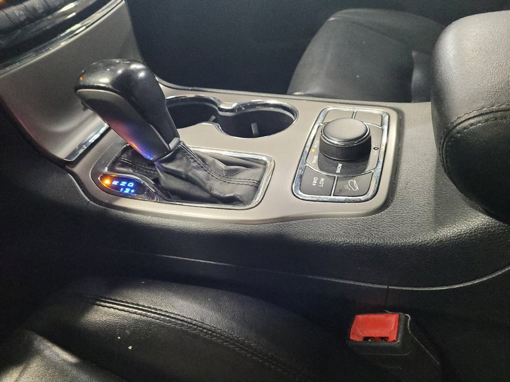 Used 2019 Jeep Grand Cherokee Limited image 26