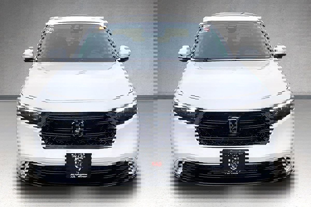 Used 2024 Honda Accord EX image 3