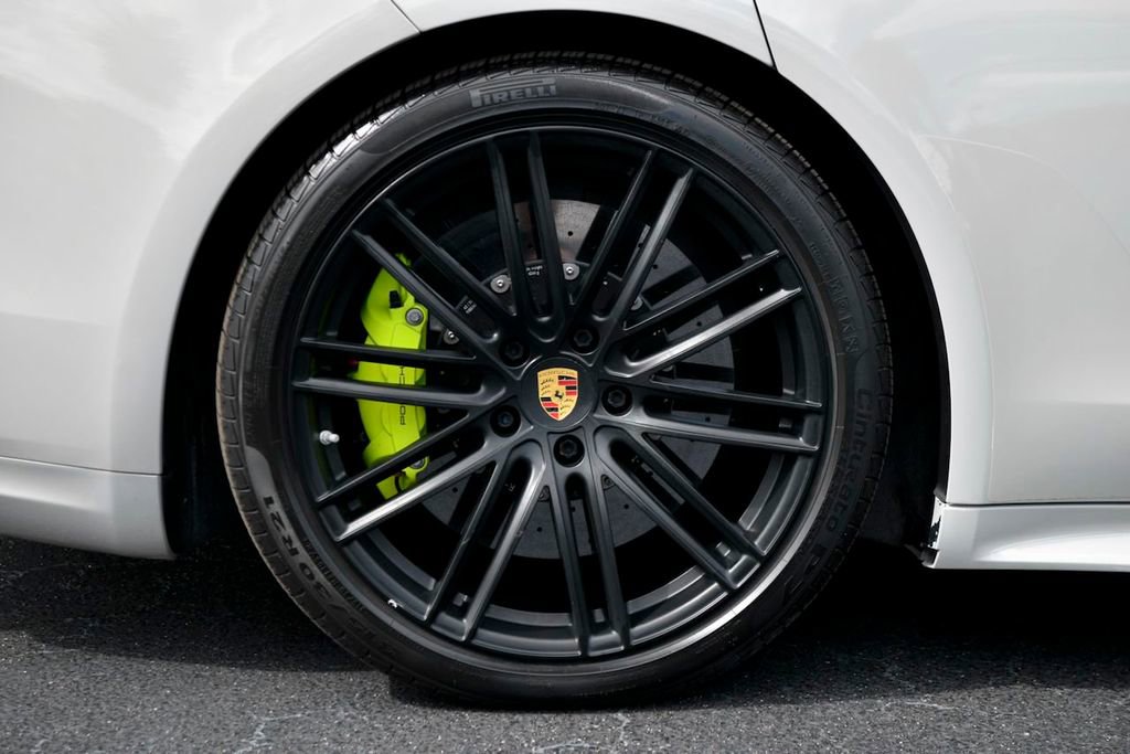 Used 2018 Porsche Panamera Turbo S image 20