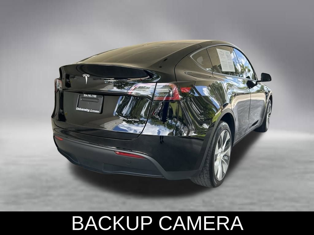 Used 2024 Tesla Model Y Long Range AWD/4WD image 4
