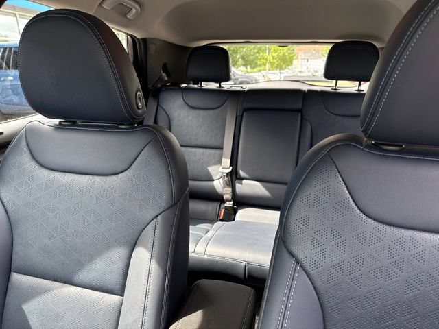 Used 2022 Chevrolet Bolt EUV Premier FWD image 19