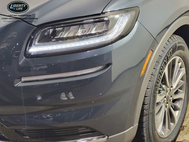 Used 2022 Lincoln Nautilus AWD w/ Premium Package image 9