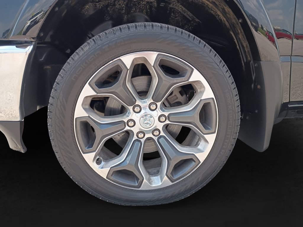 Used 2020 RAM 1500 Longhorn AWD/4WD image 12