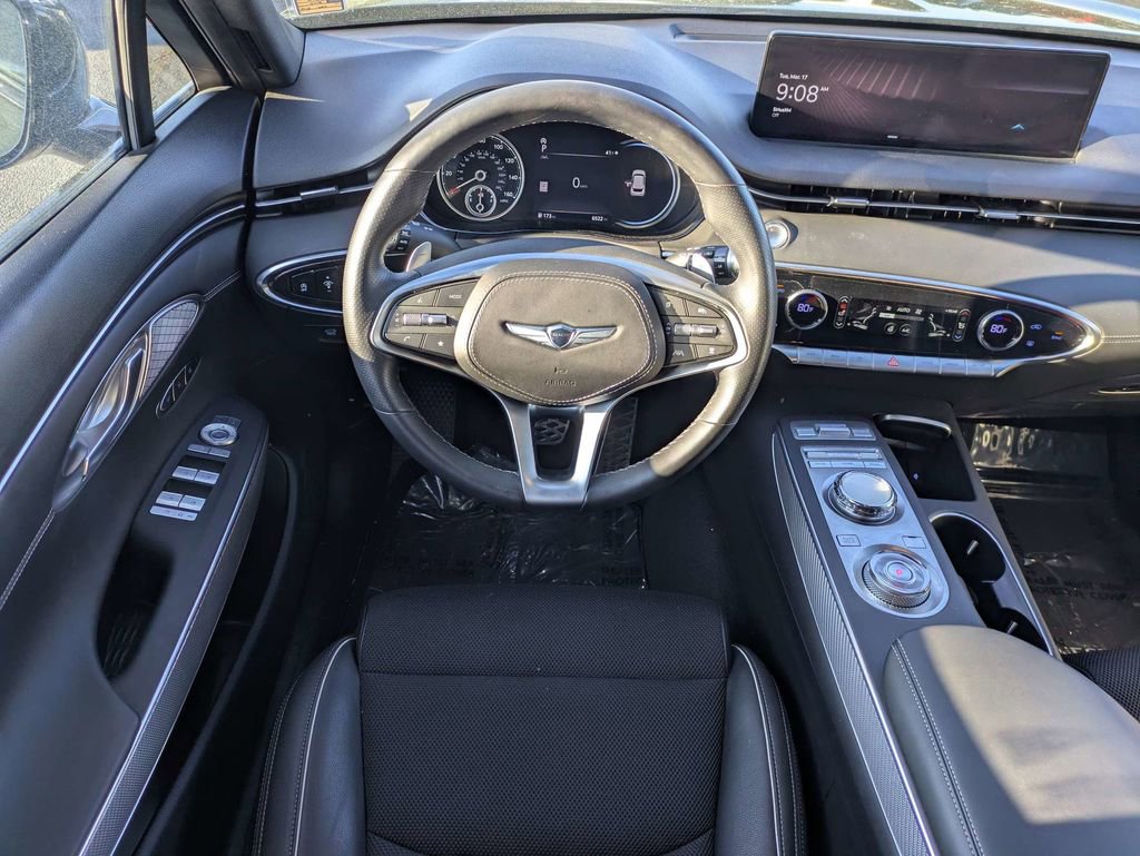 Used 2025 Genesis GV70 3.5T Sport AWD/4WD image 18