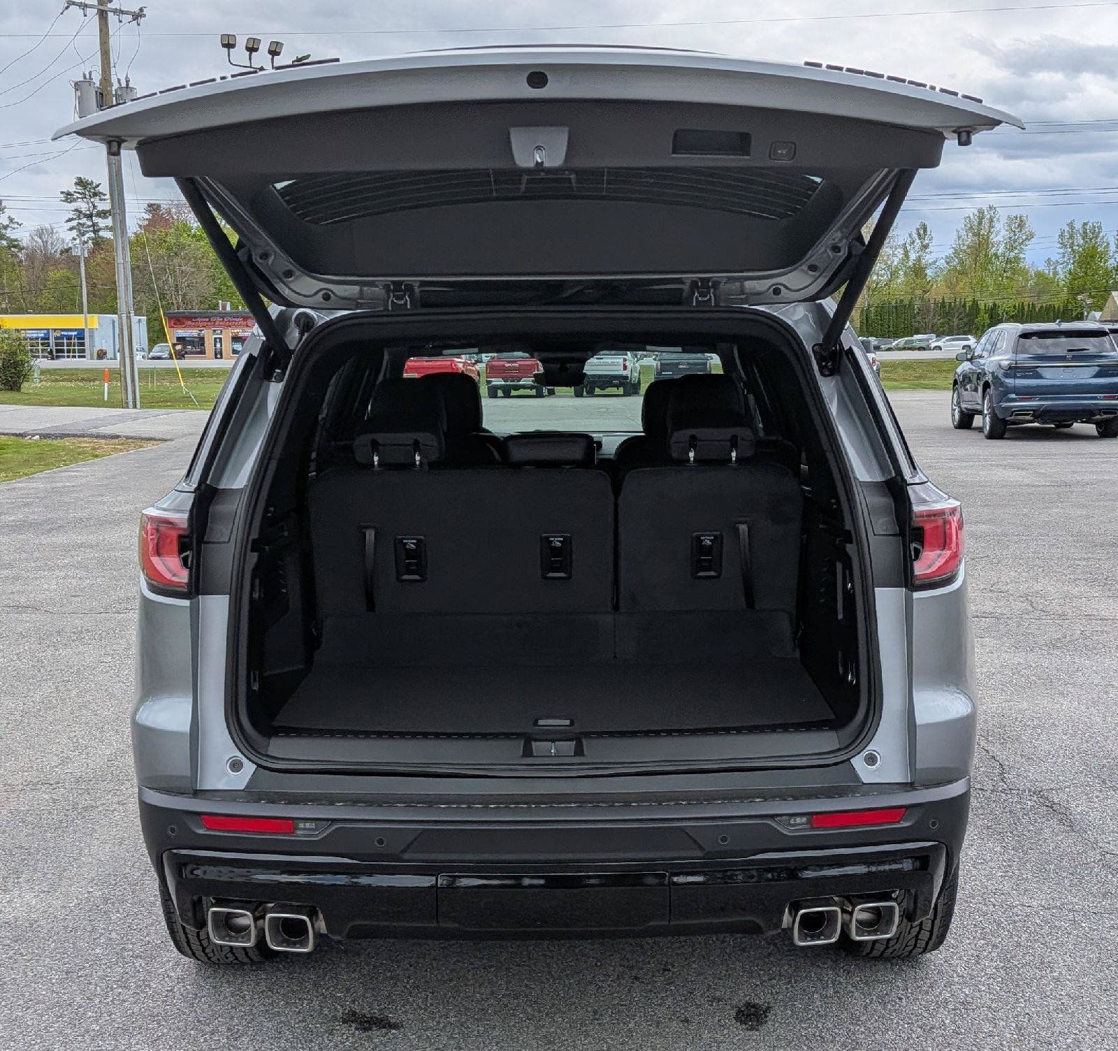 New 2026 GMC Acadia Elevation w/ Black Edition AWD/4WD image 10