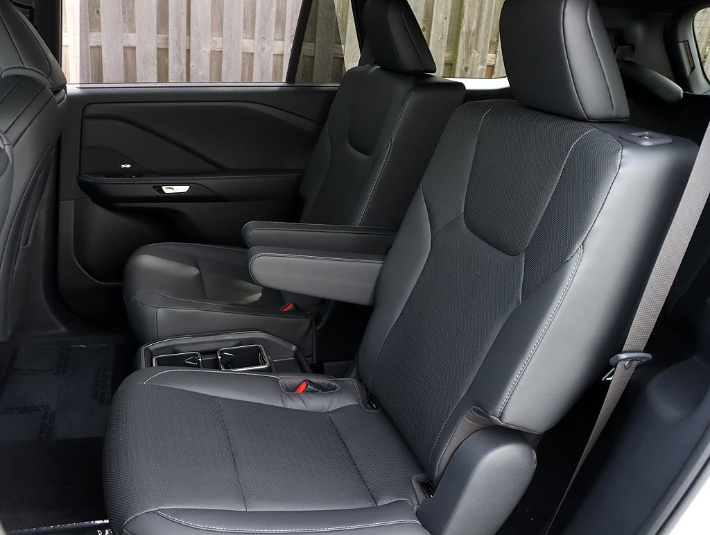 New 2026 Lexus TX 500h AWD image 14
