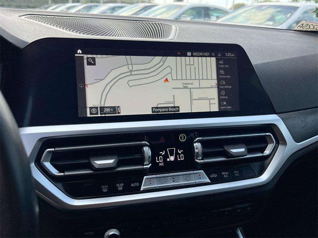 Used 2022 BMW 330i Sedan w/ Driving Assistance Package image 17