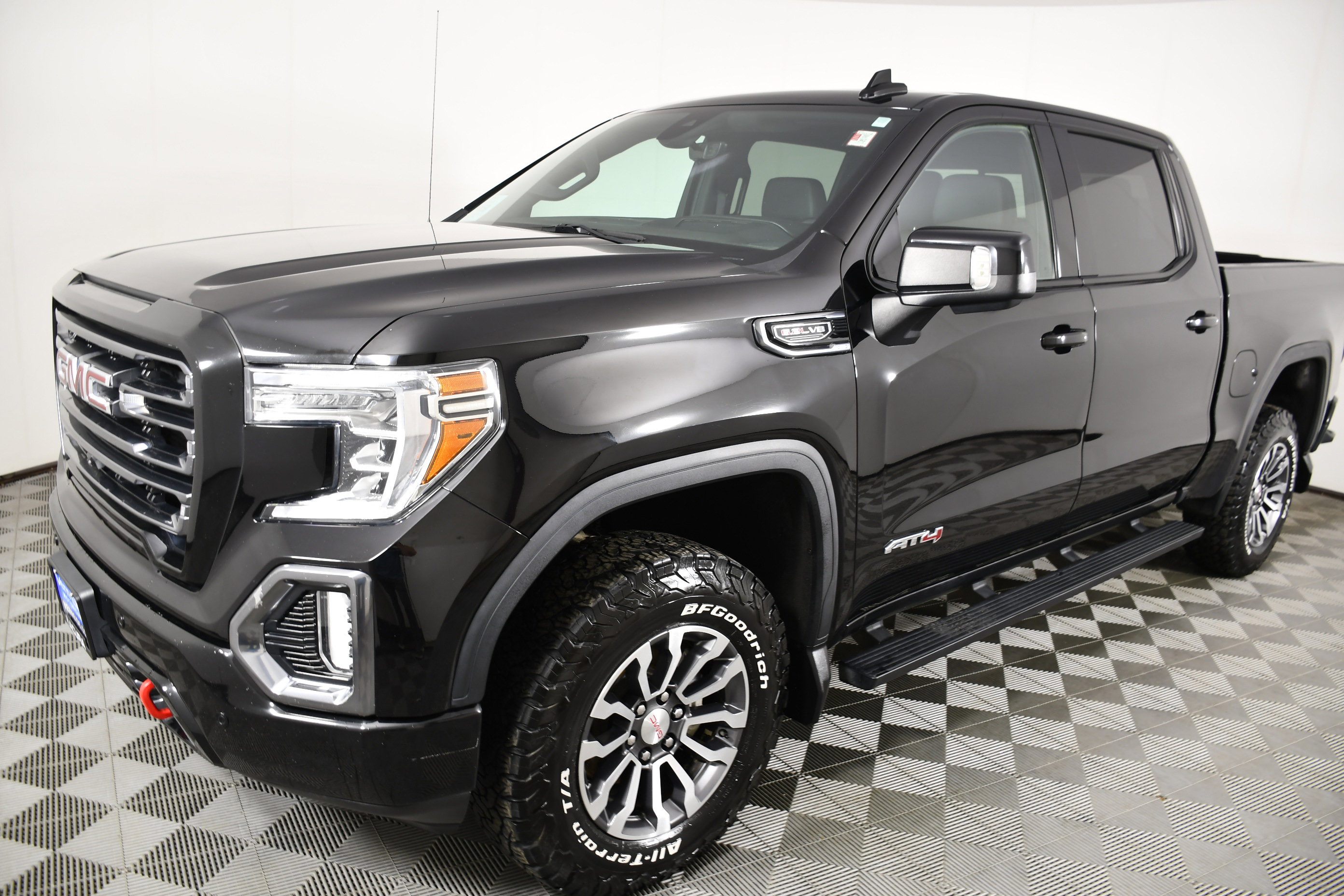Used 2020 GMC Sierra 1500 AT4 w/ Technology Package image 10