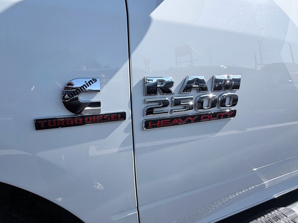 Used 2018 RAM 2500 Tradesman w/ Chrome Appearance Group AWD/4WD image 10