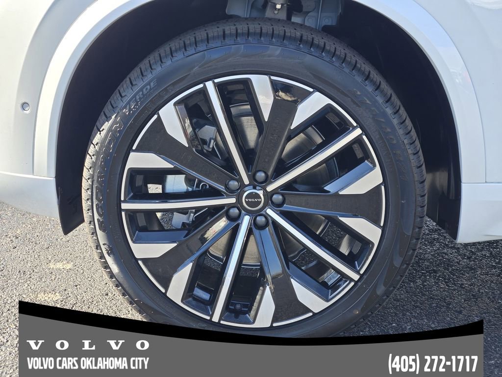 Used 2026 Volvo XC90 B6 Ultra w/ Protection Package Premier image 11