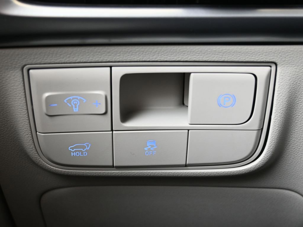 New 2026 Hyundai Tucson Limited image 24