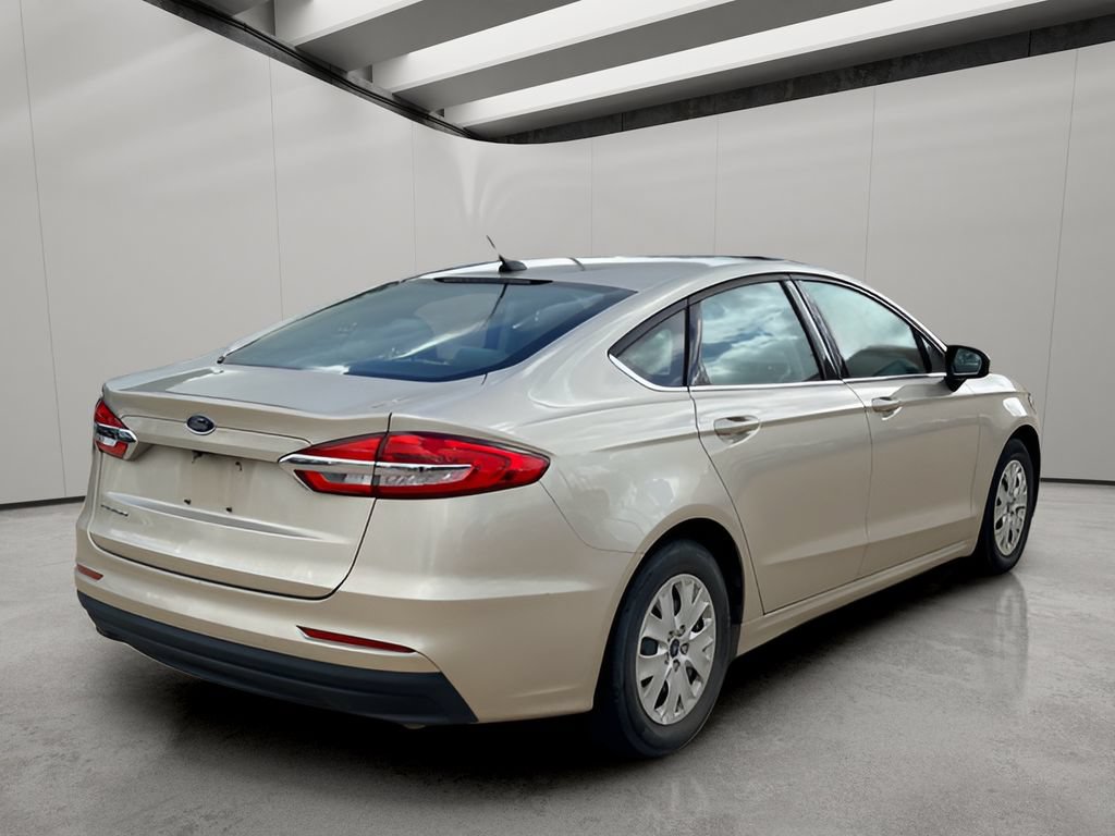 Used 2019 Ford Fusion S FWD image 5
