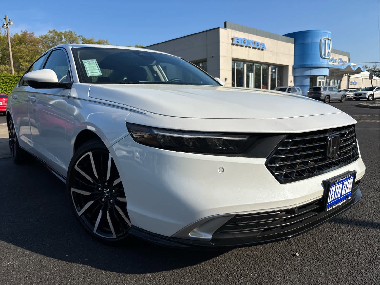 Certified 2025 Honda Accord Touring image 2