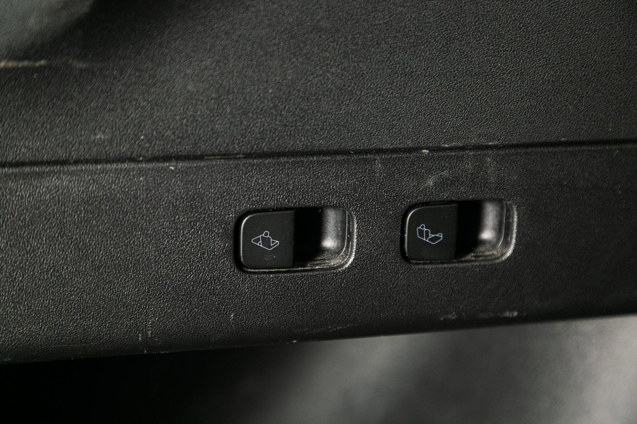 Used 2021 Tesla Model Y Performance image 28