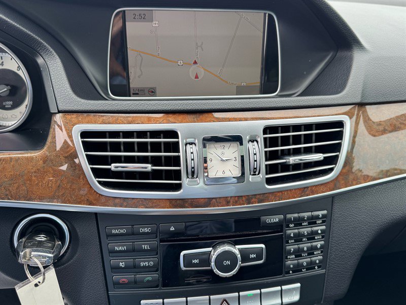 Used 2015 Mercedes-Benz E 350 4MATIC Sedan image 15