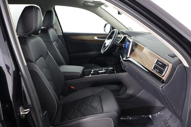 Used 2026 Volkswagen Atlas SE FWD image 18