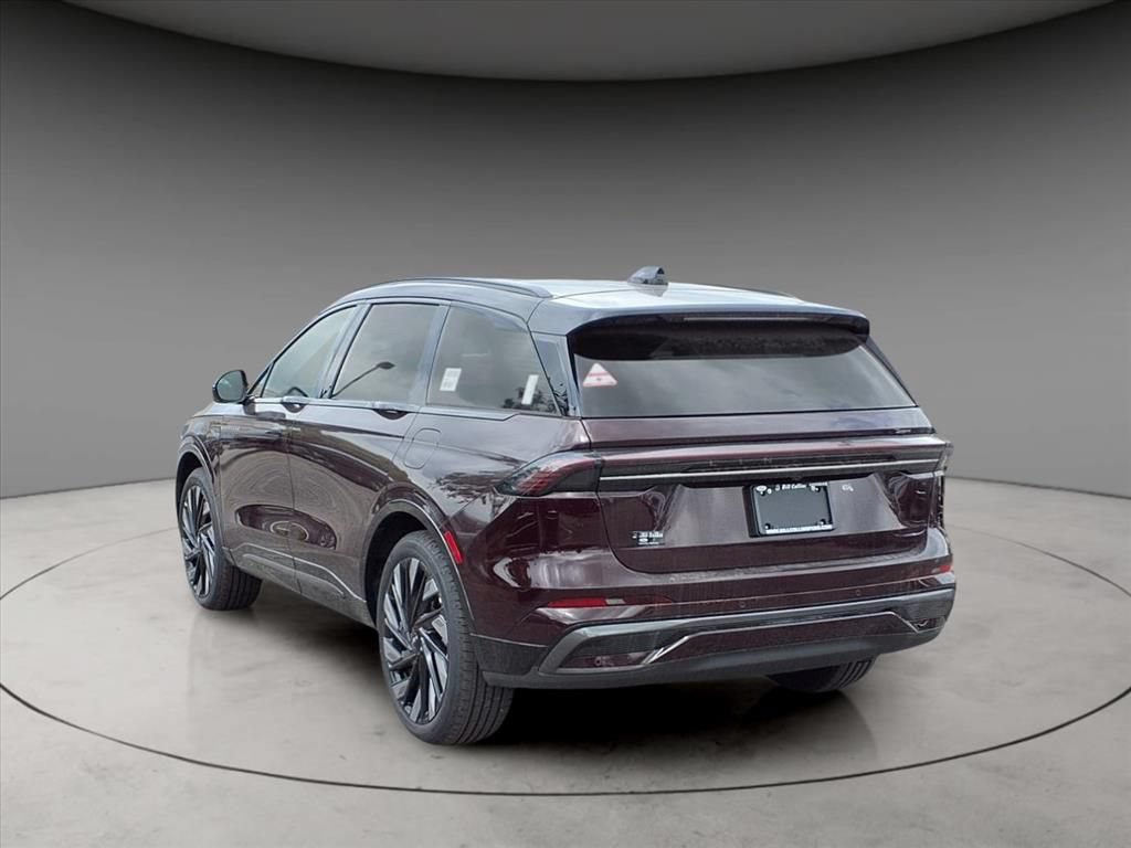 New 2025 Lincoln Nautilus Reserve w/ Jet Appearance Package AWD/4WD image 3