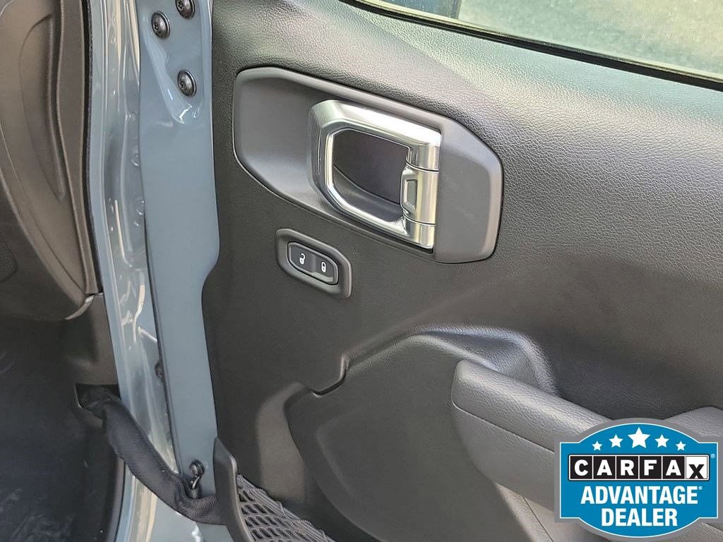 Used 2025 Jeep Wrangler Unlimited Rubicon w/ Steel Bumper Group image 51