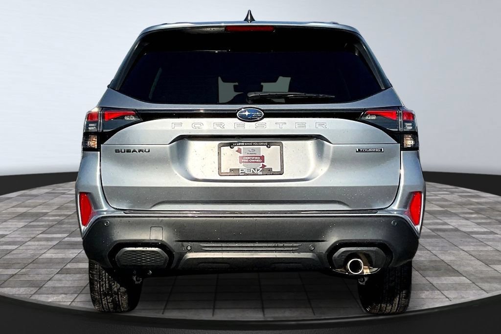Used 2026 Subaru Forester Touring AWD/4WD image 5