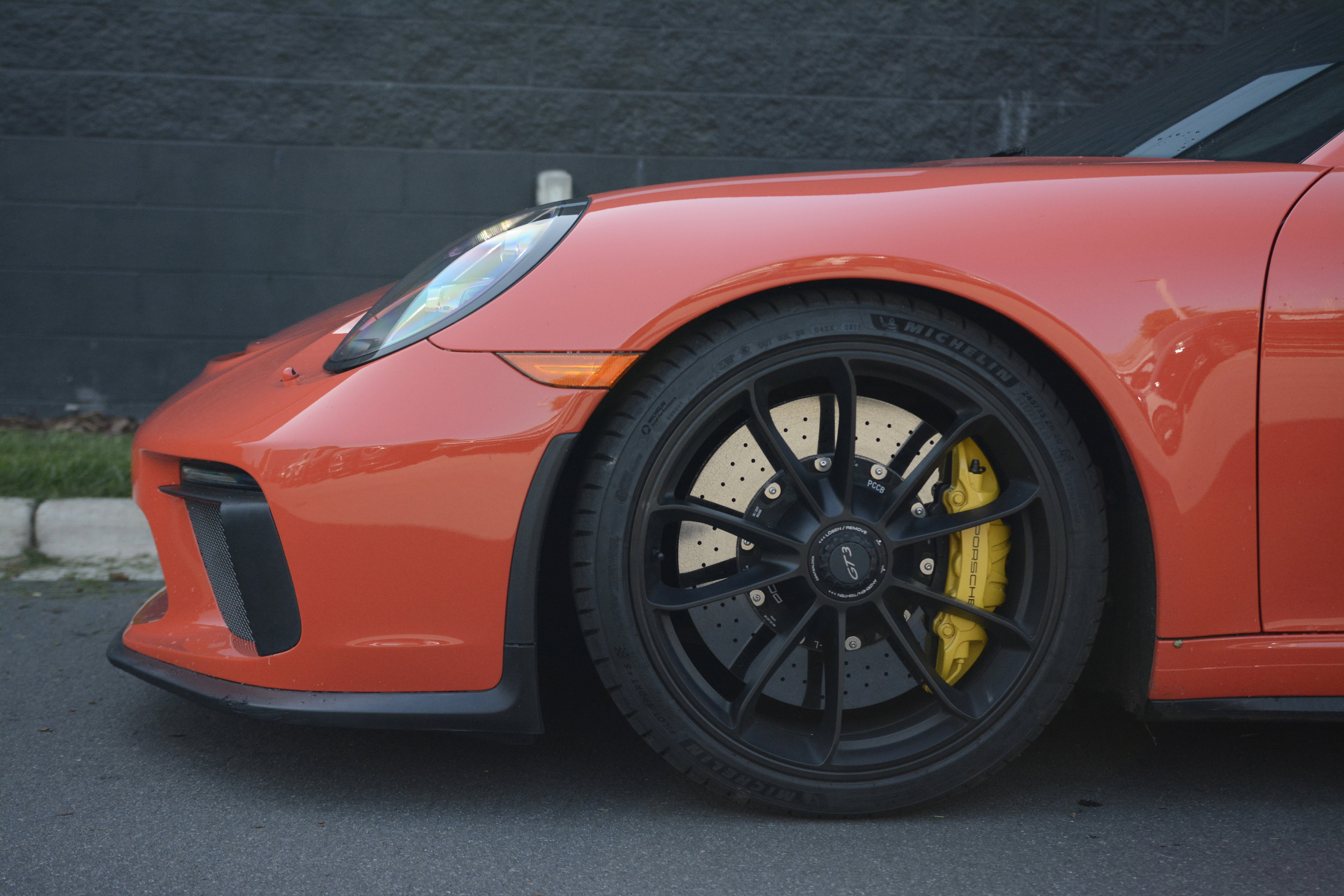 Certified 2018 Porsche 911 GT3 image 29