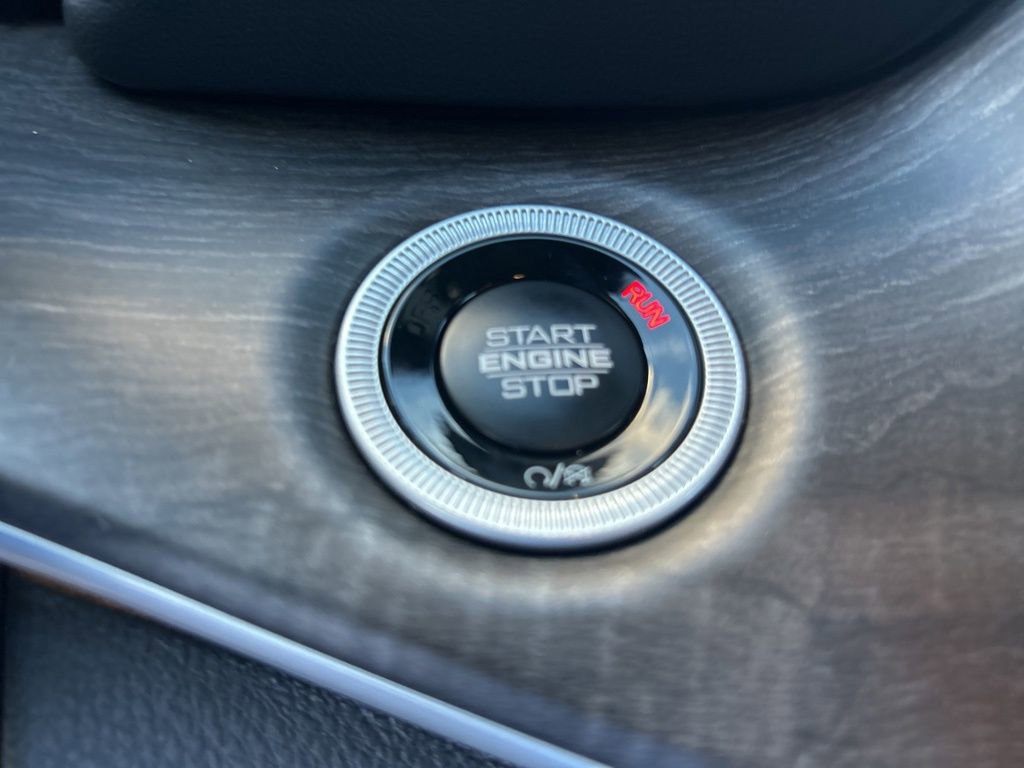 New 2025 Jeep Grand Cherokee L Limited image 44