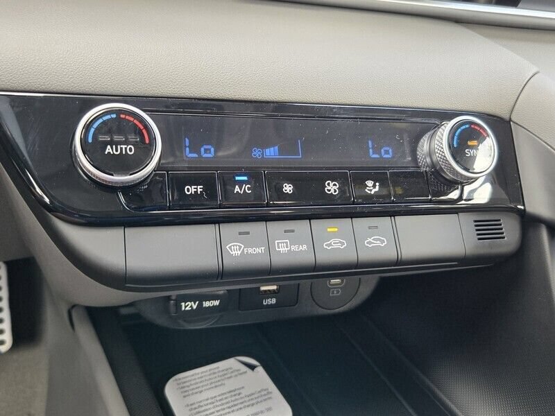 New 2026 Hyundai Elantra SEL Sport Premium FWD image 8
