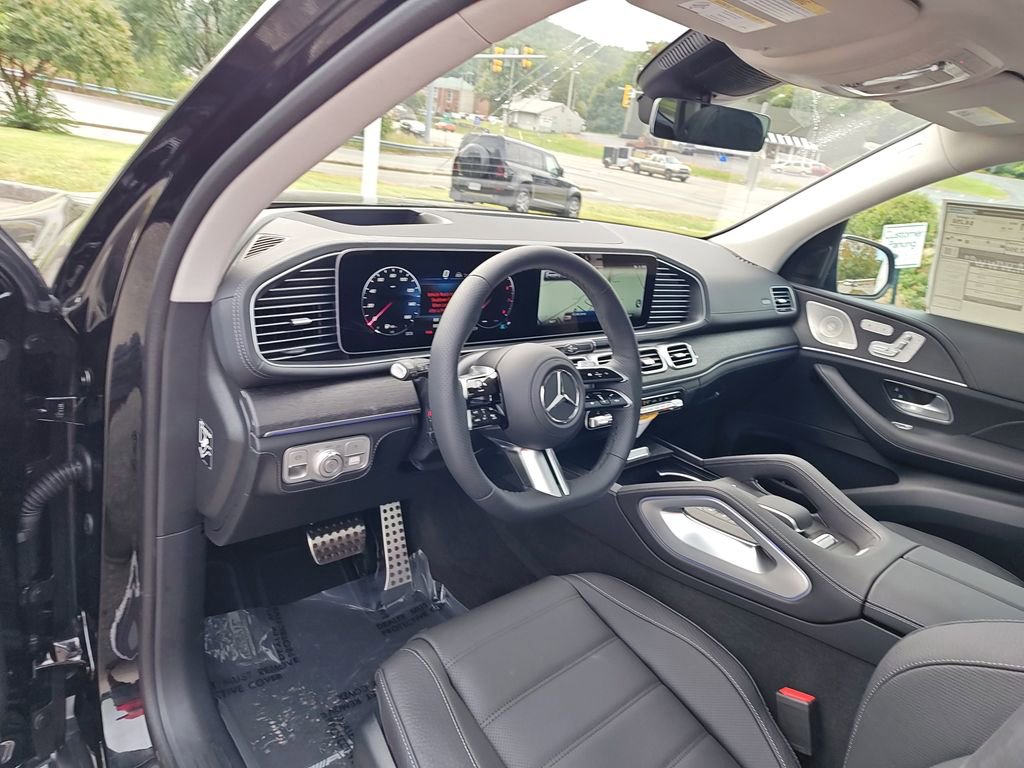 New 2026 Mercedes-Benz GLS 450 4MATIC image 14