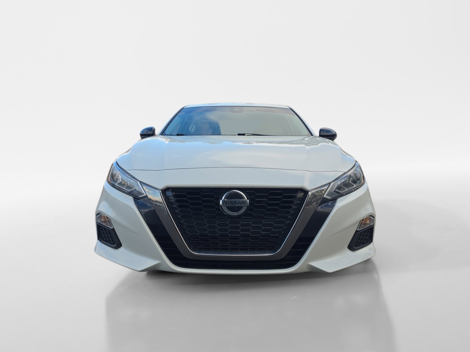 Used 2022 Nissan Altima 2.0 SR image 8