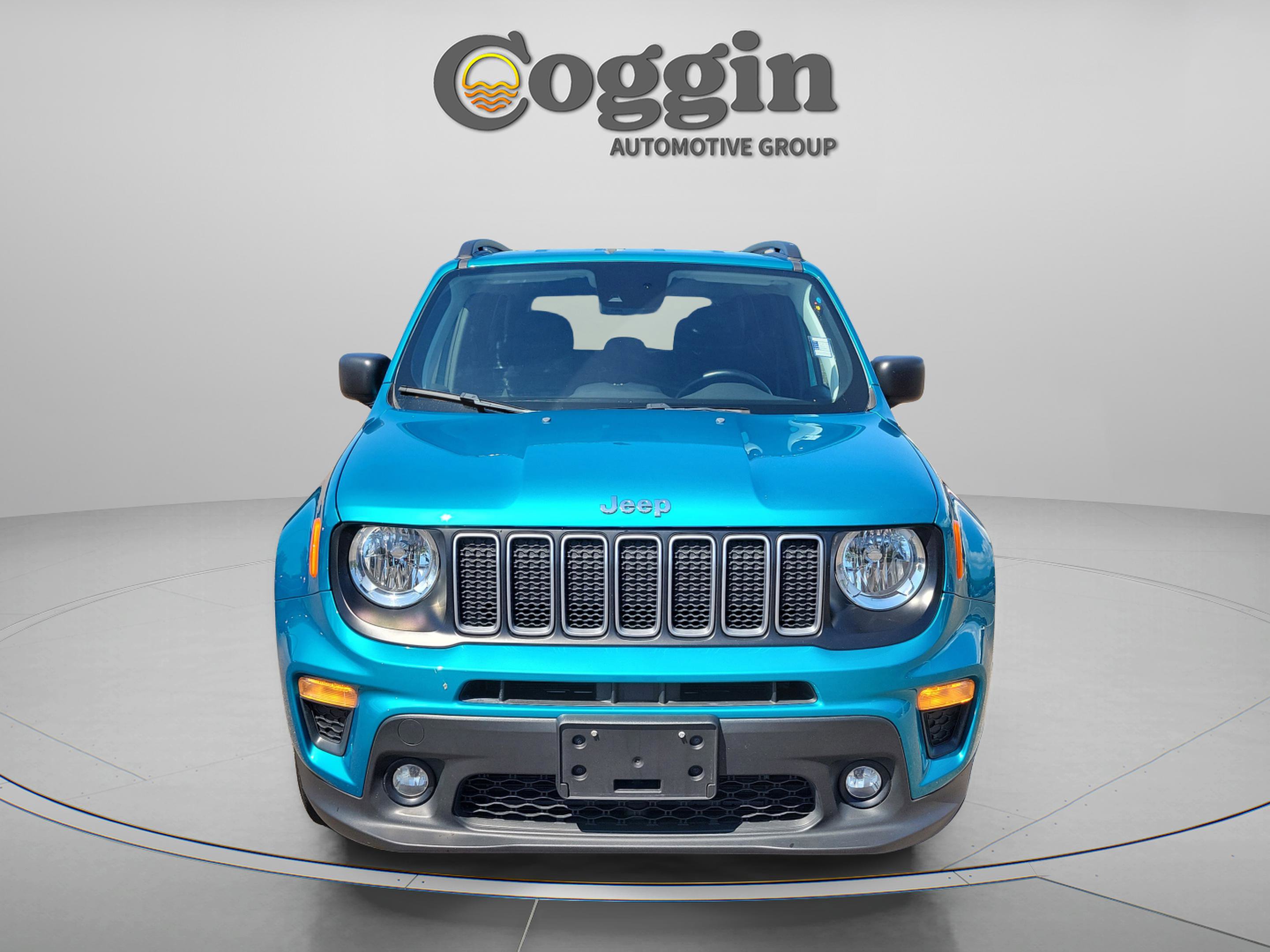 Used 2022 Jeep Renegade Latitude w/ Convenience Group AWD/4WD image 8