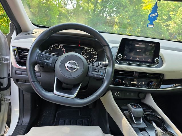 Used 2023 Nissan Rogue SL image 13
