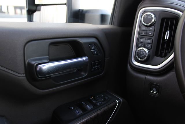 Used 2023 GMC Sierra 2500 Denali w/ Technology Package AWD/4WD image 15