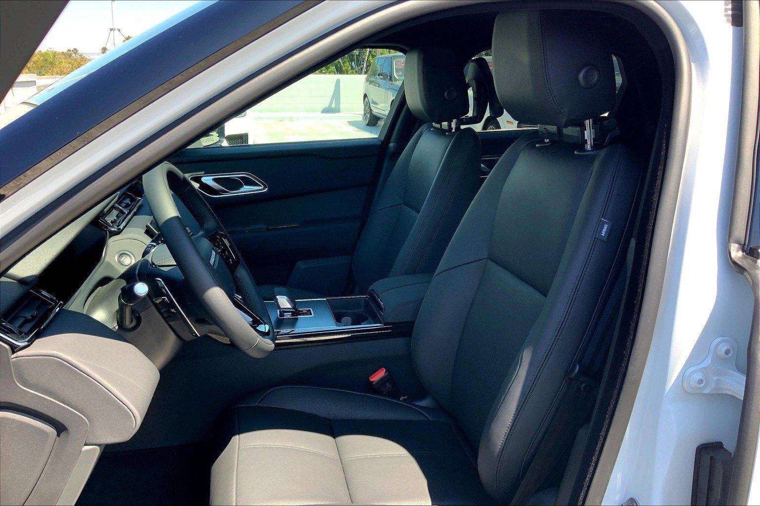 New 2026 Land Rover Range Rover Velar S image 6