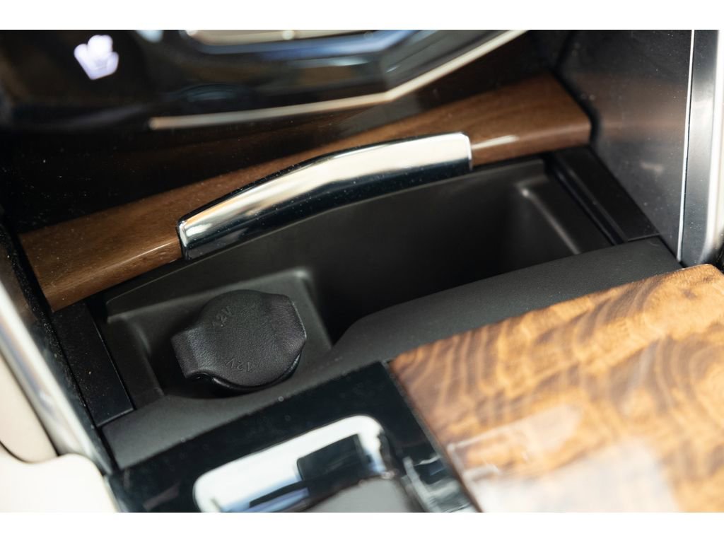 Used 2019 Cadillac XTS Luxury image 20